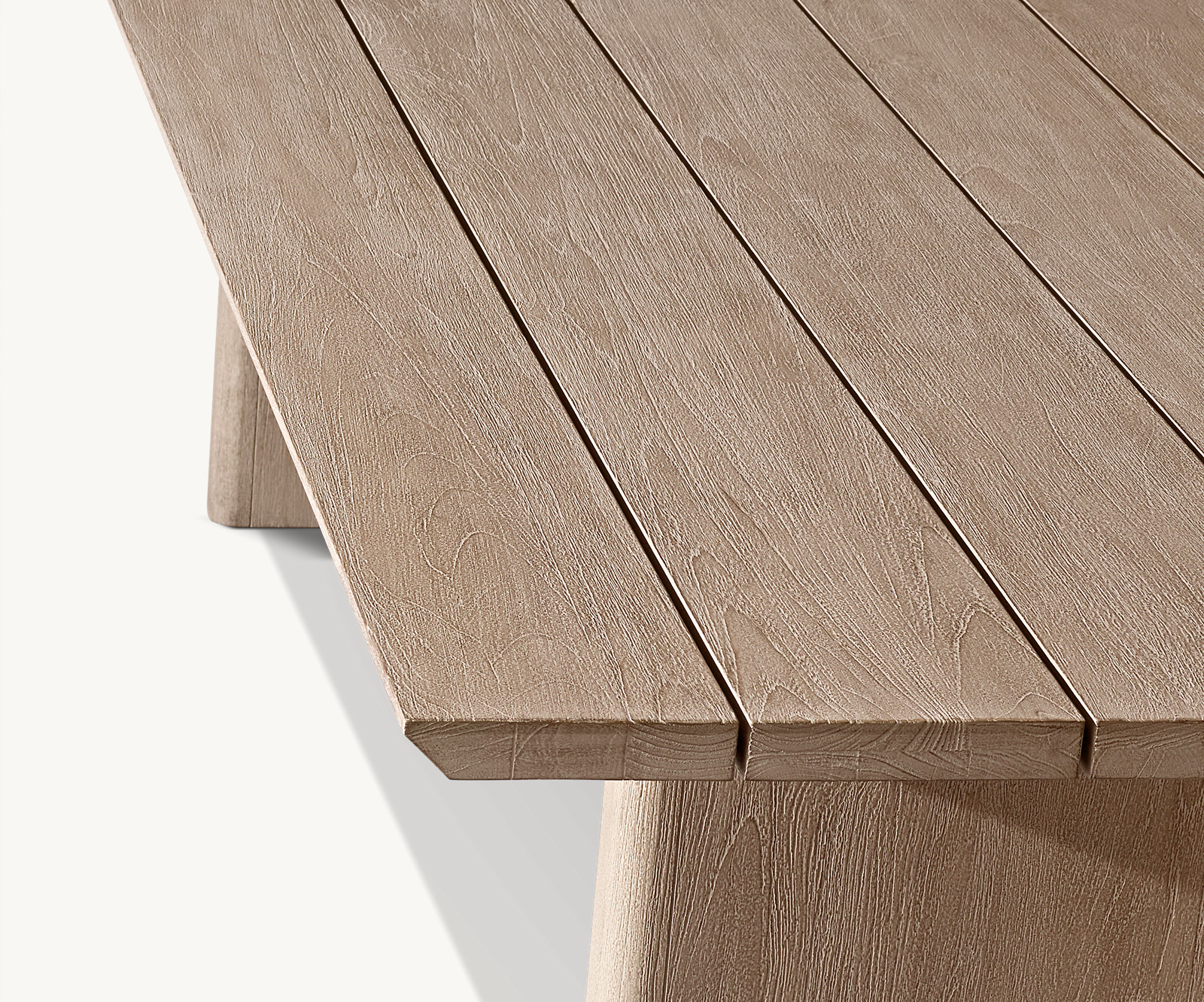 The Arvida Outdoor Chaise